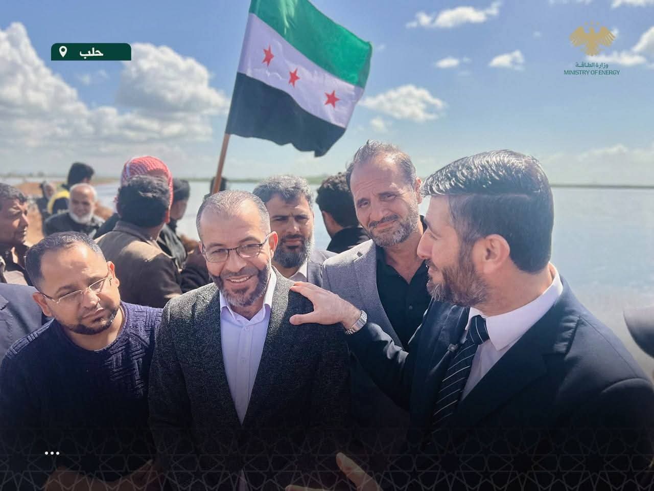 A field visit by the Deputy Minister of Energy to follow up on the reinforcement of earthen embankments in the southern Aleppo countryside