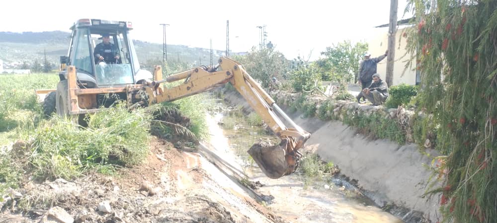 Intensive service and maintenance work on irrigation networks in the Jableh area of ​​Latakia Governorate