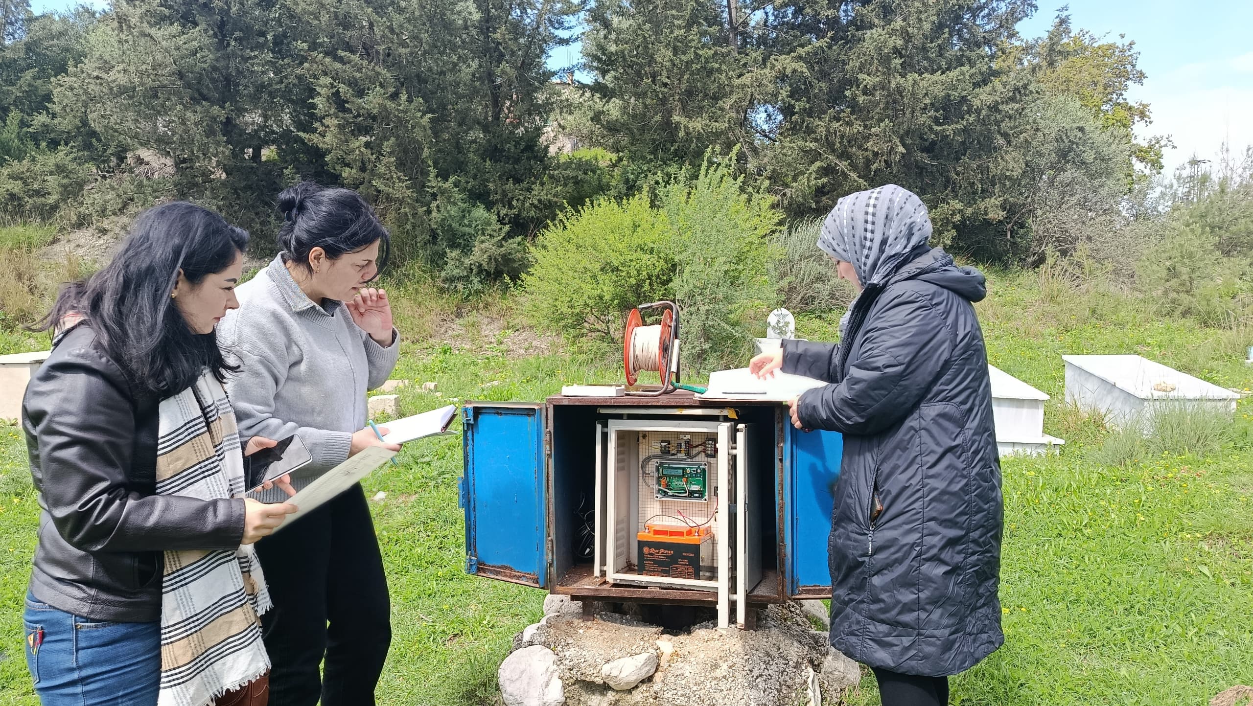 Water measurement and maintenance tour of monitoring stations in the Latakia countryside