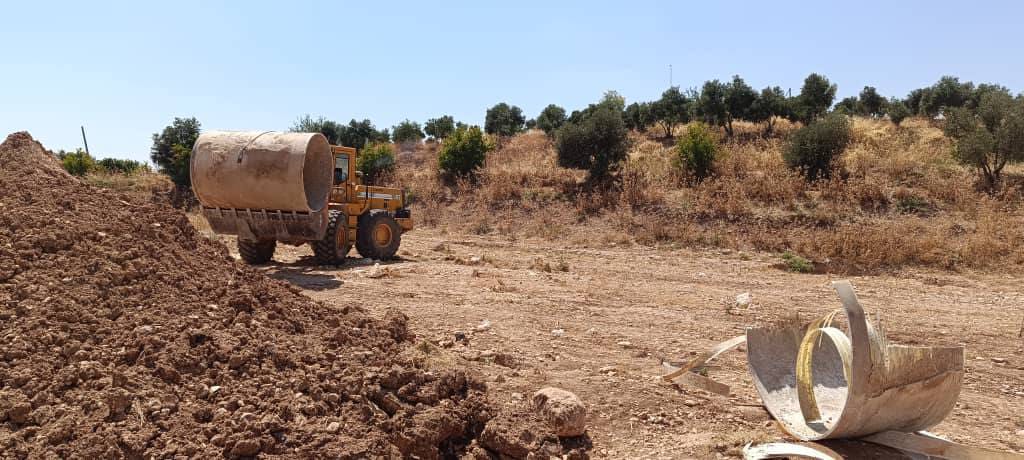 The Aleppo Water Resources Directorate is continuing the repair work on the main line (ML2) supplying 3,000 hectares in the southern countryside of Aleppo.