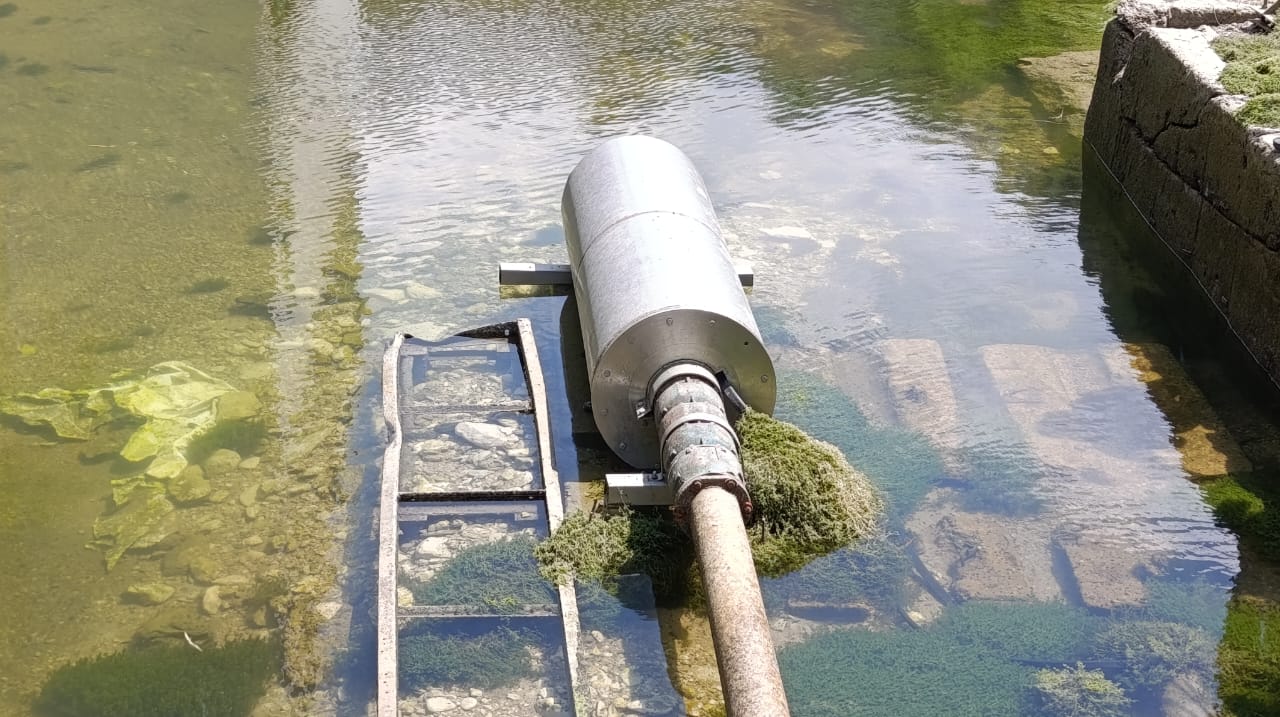 Replacing a submersible pumping station in the Ain Al-Bayda tunnel to serve agricultural lands in the countryside of Latakia