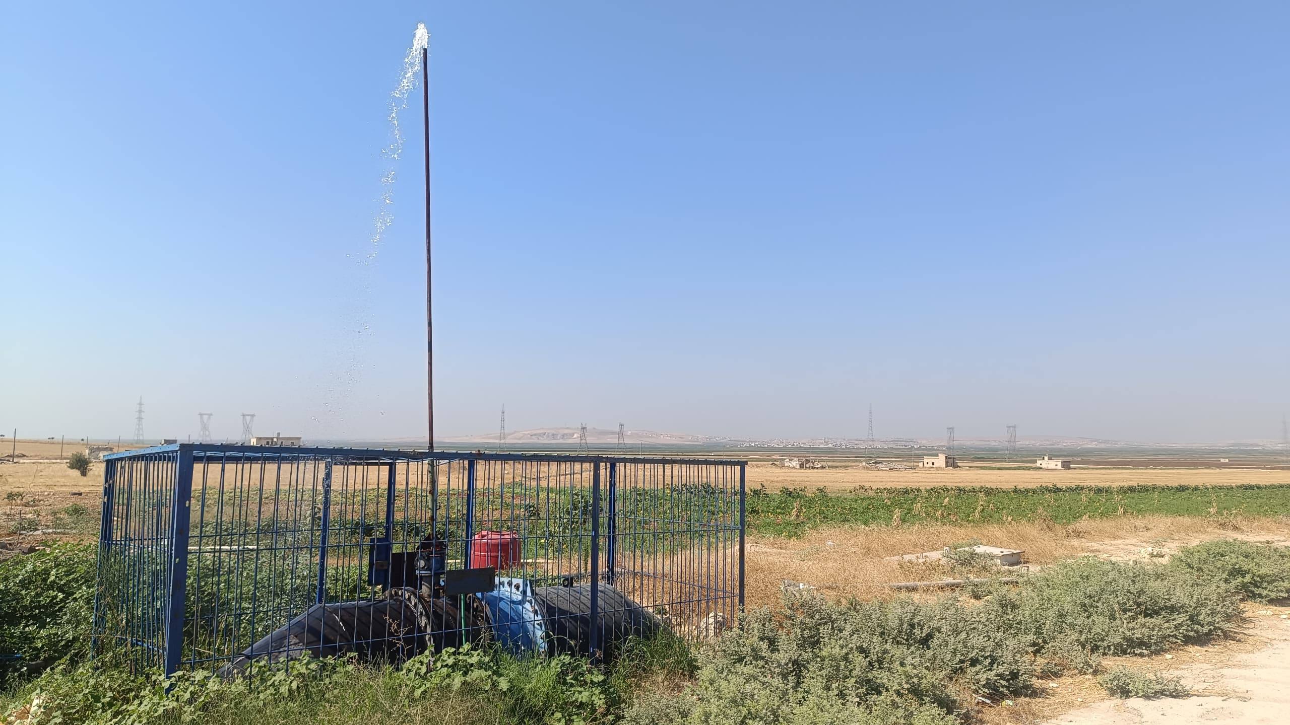 Repairing the main gate and resuming water pumping to irrigate the plains of southern rural Aleppo