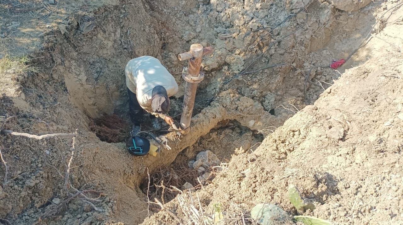 The Directorate of Water Resources in Latakia continues repair and rehabilitation work on irrigation networks.