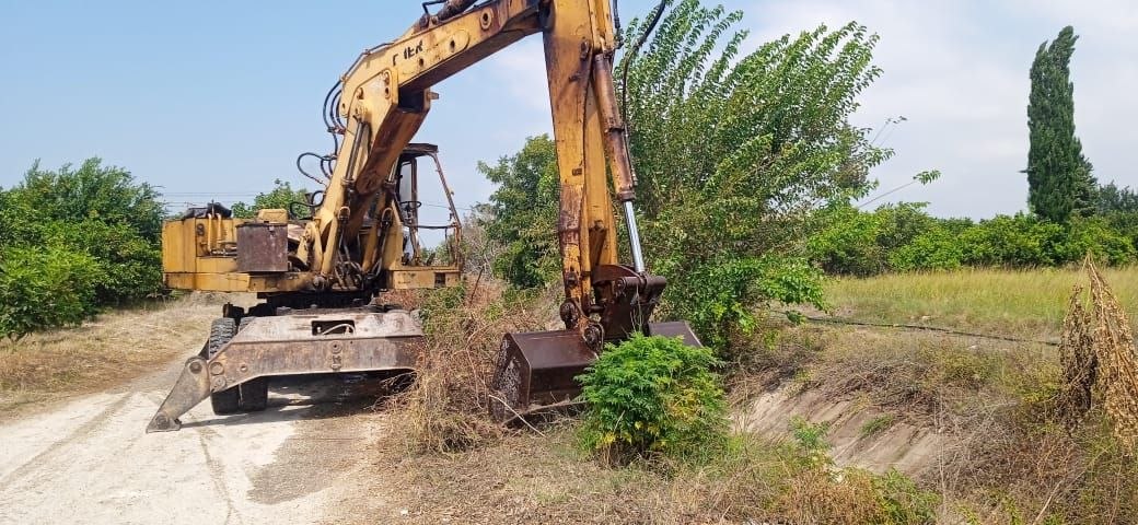 Following up on maintenance work and organizing irrigation in the Al-Huweiz Dam networks