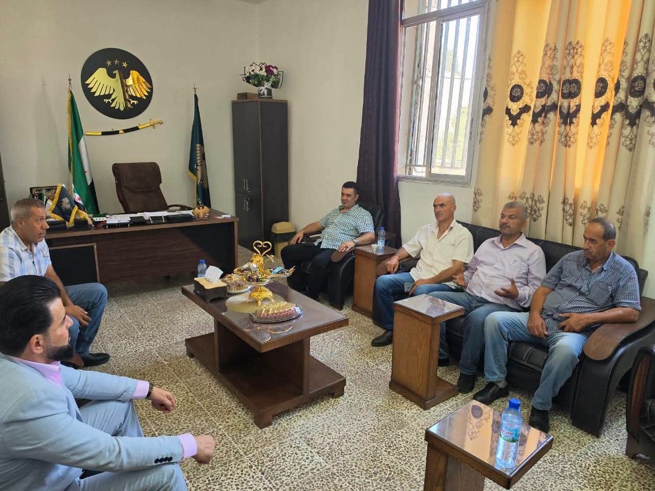 Homs resources participate in the meeting held in the Talkalakh area to discuss proactive plans