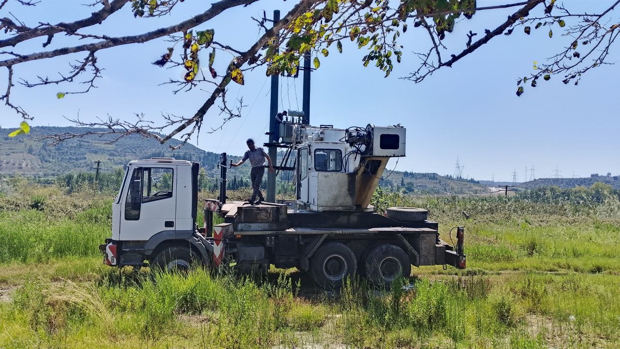 The Water Resources Directorate in Latakia is following up on the operation and maintenance work at the main Chelfatiyeh station.